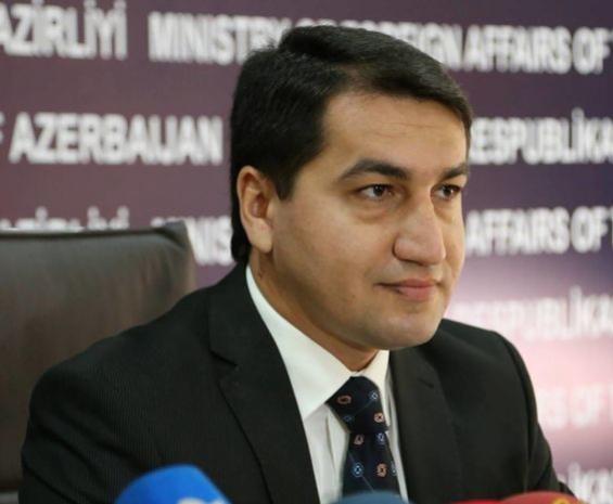 Hikmet Hadjiyev: L’Arménie empêche à tout prix l’établissement des contacts entre les communautés arménienne et azerbaïdjanaise du Haut-Karabagh