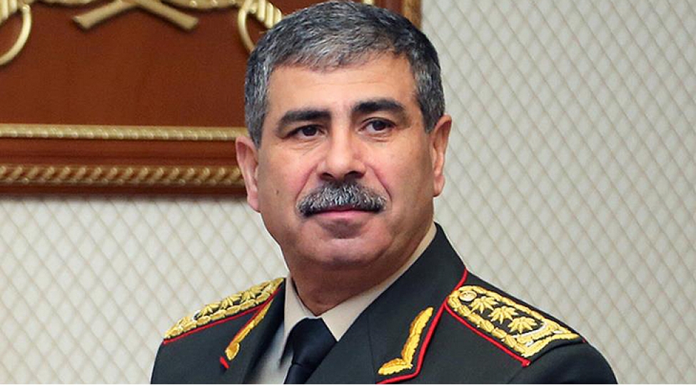 Армянские войска хотели открыть огонь по министру обороны Азербайджана? 