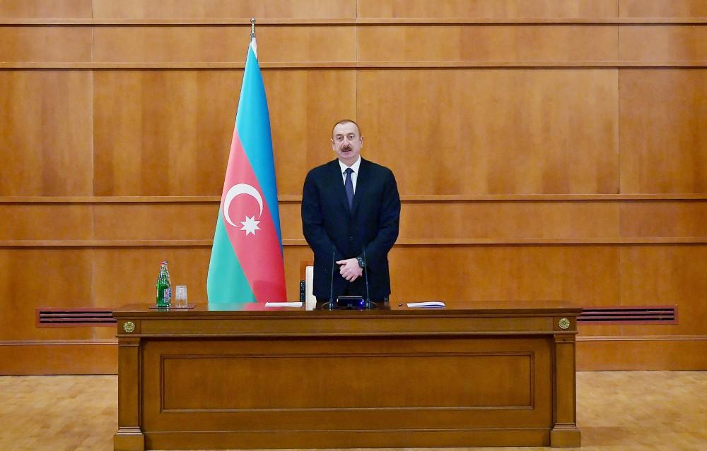 Президент Ильхам Алиев: Апрельские бои показали всему миру, что Азербайджан - сильное государство, что у страны есть сильная армия, и азербайджанский народ никогда не смирится с оккупацией