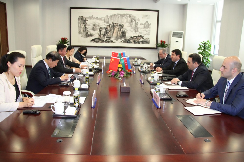 Respecter l’intégrité territoriale, la souveraineté des Etats revêt une importance fondamentale pour l’Azerbaïdjan et la Chine