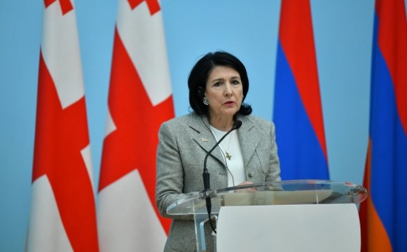 Президент Грузии в Ереване обвинила Армению в оккупации земель Азербайджана