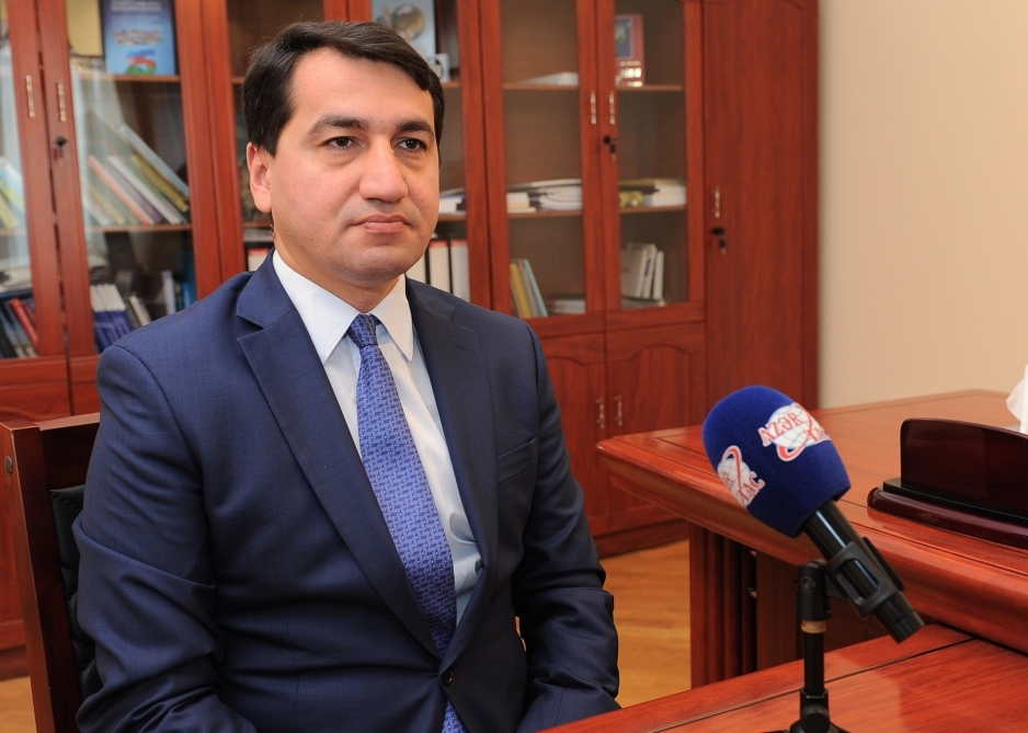 Hikmet Hadjiyev: Avec une déclaration provocatrice, la partie arménienne met la région face à de nouveaux dangers et risques