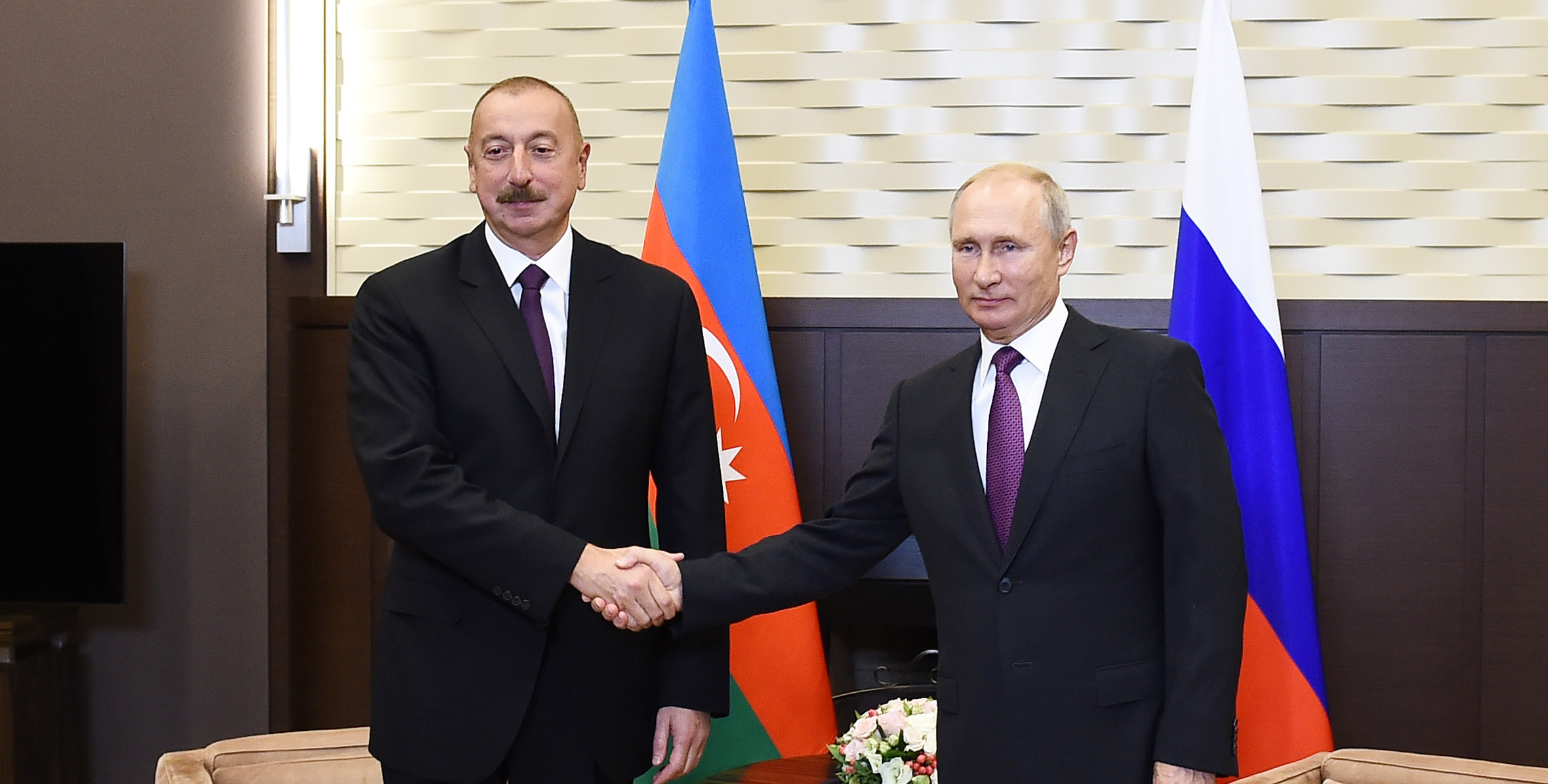 Putin ve Aliyev, yarın Moskova'da Karabağ'ı görüşecek
