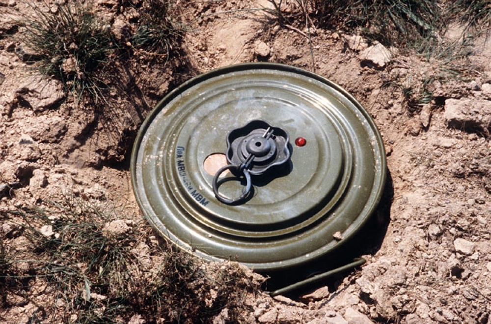 В Лачине двое военнослужащих подорвались на мине