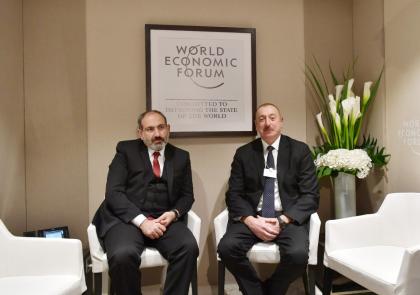 В Давосе состоялась неформальная встреча Президента Азербайджана Ильхама Алиева и премьер-министра Армении Никола Пашиняна