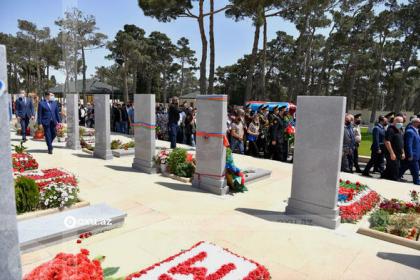 Azerbaycan&#039;da 2. Karabağ Savaşı&#039;nın yıl dönümünde şehitler anıldı