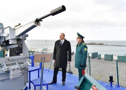 Президент Ильхам Алиев ознакомился с новым пограничным сторожевым кораблем типа “Туфан” 