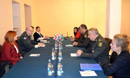 Les experts en éducation des ministères de la défense azerbaïdjanais et géorgien tient une réunion de travail à Bakou