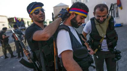 Террористы идут свергать сепаратистов в Карабахе