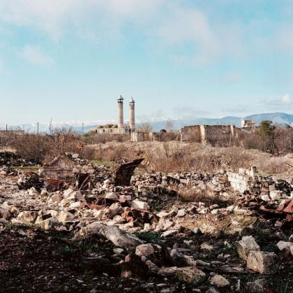 Le magazine National Geographic a publié sur sa page Instagram des photos reflétant les destructions commises par les Arméniens à Aghdam