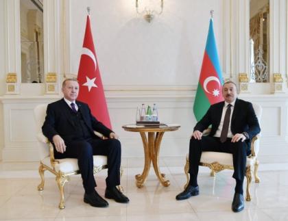  Эрдоган позвонил Алиеву из-за обострения ситуации в Товузе