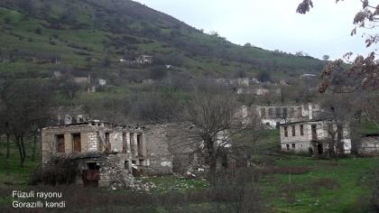 Le ministère de la Défense diffuse une vidéo du village de Görazylly de la région de Fuzouli 