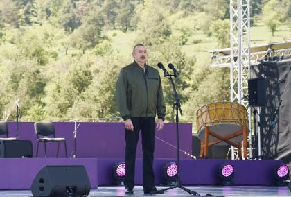 Le président Ilham Aliyev : Le festival de musique « Kharybulbul » se tiendra à Choucha chaque année