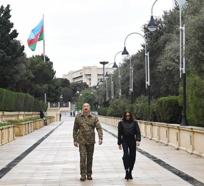 The victorious Supreme Commander-in-Chief Ilham Aliyev and First Lady Mehriban Aliyeva in the Avenue of Honour and the Avenue of Martyrs - 08.11.2020