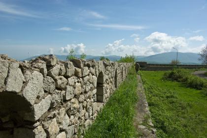 Murailles de la forteresse de Choucha