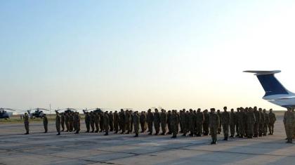 Son dakika: Afganistan'dan tahliye edilen Azerbaycan askerleri Bakü'de