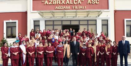 La filiale d’Aghdam de la Société « Azerkhaltcha » contribuera au développement  de l’école de l’art du tapis du Karabagh
