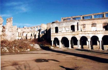 Шуша – город памятников, превращенный армянами в руины